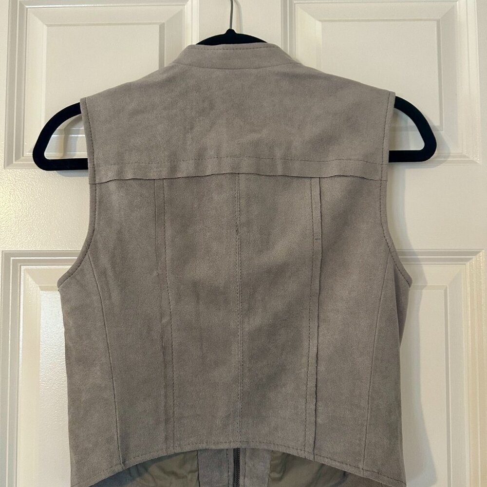 BCBG Maxazria Cropped Grey Faux Suede Vest (Size S) - Picture 3 of 3